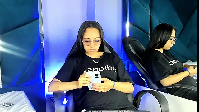 LilithSant online show from September 8, 2025, 4:17 pm