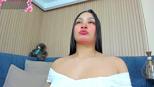 Snapshot of angel_ponce chatting on June 25, 2026, 7:07 pm angel ponce online show from June 25, 2026, 7:07 pm