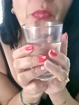 Snapshot of Ternura_Prohibida chatting on December 3, 2025, 1:57 am Ternura Prohibida online show from December 3, 2025, 1:57 am