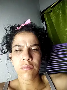 lucerocutte online show from November 11, 2025, 6:13 am