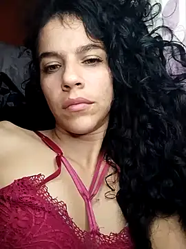 lucerocutte online show from April 10, 2026, 4:28 am