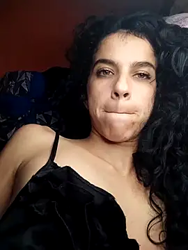 lucerocutte online show from April 12, 2026, 3:11 am