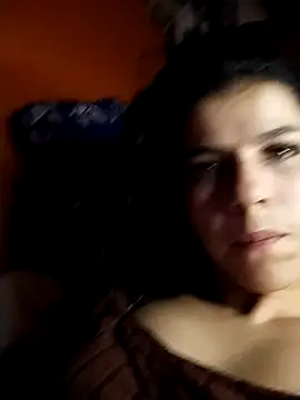 lucerocutte online show from April 14, 2026, 2:50 am