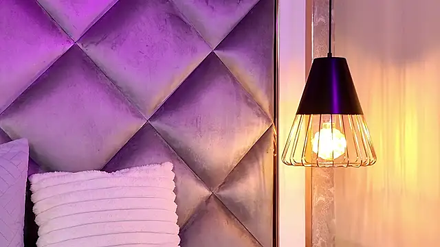 gemma sm online show from November 22, 2025, 3:27 am