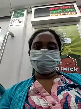 pujaroy363534 online show from February 26, 2026, 11:42 am