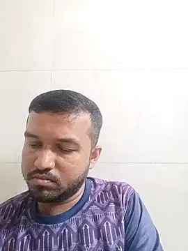 VJ17 online show from April 12, 2026, 6:18 am