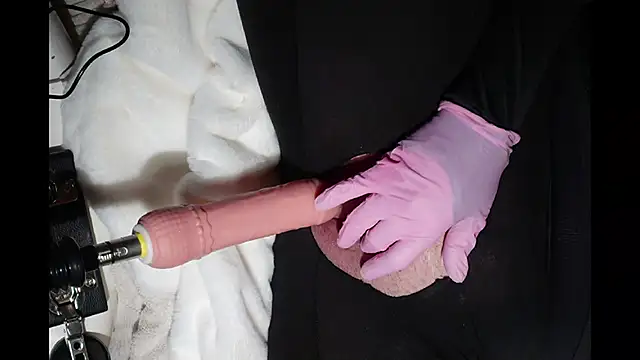 Snapshot of soumclitorture chatting on February 2, 2026, 9:24 pm soumclitorture online show from February 2, 2026, 9:24 pm