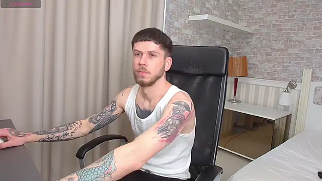 JonahShaw online show from April 8, 2026, 4:23 am