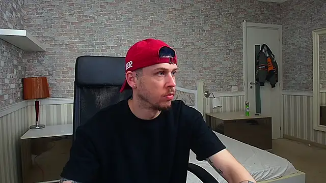JonahShaw online show from May 15, 2026, 5:03 am