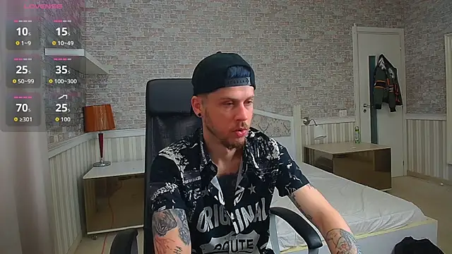 JonahShaw online show from May 22, 2026, 4:41 am
