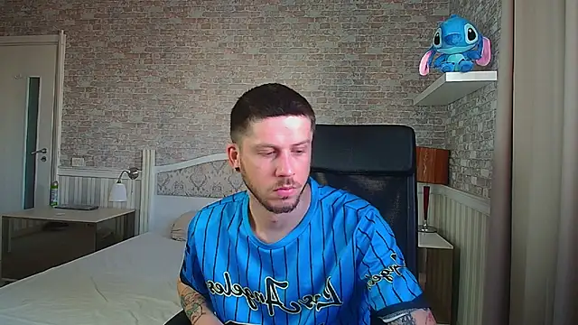 JonahShaw online show from July 6, 2026, 5:15 am