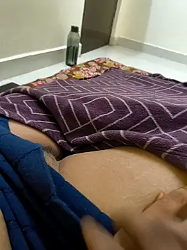 Snapshot of desisanaye_69 chatting on October 29, 2025, 7:37 pm desisanaye 69 online show from October 29, 2025, 7:37 pm