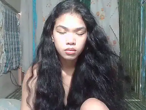 Snapshot of Sweetestsiner chatting on February 18, 2026, 3:24 am Sweetestsiner online show from February 18, 2026, 3:24 am