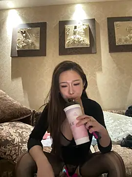 Manson13333 online show from March 27, 2026, 4:29 pm