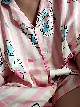 Sexyladzy online show from September 18, 2025, 1:40 am