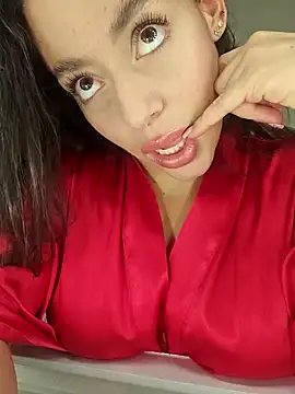 AriadnaTaylor online show from September 9, 2025, 11:15 pm