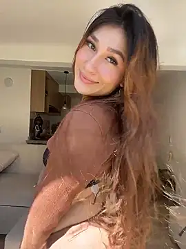 Isa Villamarin online show from October 9, 2025, 2:48 pm