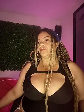 Eva Luxei online show from October 28, 2025, 12:09 pm