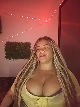 Eva Luxei online show from December 18, 2025, 5:02 am