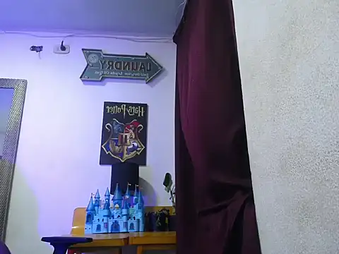 shining star96 online show from October 15, 2025, 6:57 am