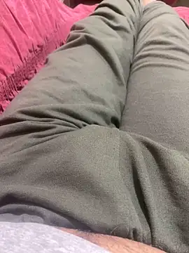 Snapshot of Binuthomas chatting on September 23, 2025, 11:19 pm Binuthomas online show from September 23, 2025, 11:19 pm