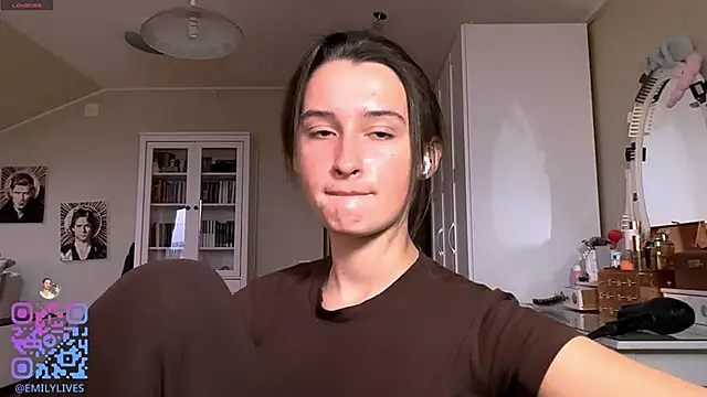 Snapshot of DarlineBrustera chatting on February 15, 2026, 2:14 pm DarlineBrustera online show from February 15, 2026, 2:14 pm