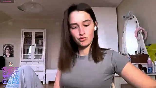 Snapshot of DarlineBrustera chatting on February 22, 2026, 2:04 pm DarlineBrustera online show from February 22, 2026, 2:04 pm