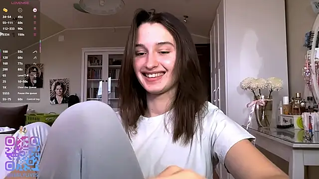 DarlineBrustera online show from April 4, 2026, 2:25 pm