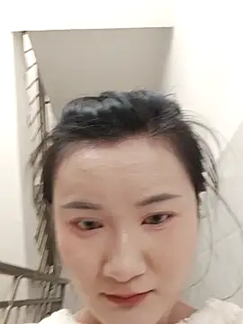 CCAV217 online show from April 7, 2026, 7:42 am