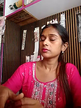 Snapshot of hotshreya69 chatting on October 10, 2025, 8:35 am hotshreya69 online show from October 10, 2025, 8:35 am