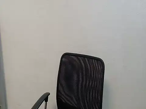 avery in paradisexx online show from January 8, 2026, 2:30 pm