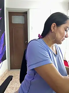 Rouse69  online show from October 31, 2025, 11:00 am