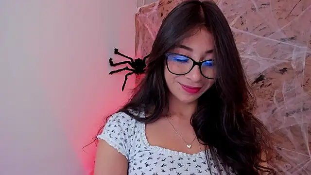 Snapshot of riley_bensongh chatting on October 23, 2025, 9:46 pm riley bensongh online show from October 23, 2025, 9:46 pm