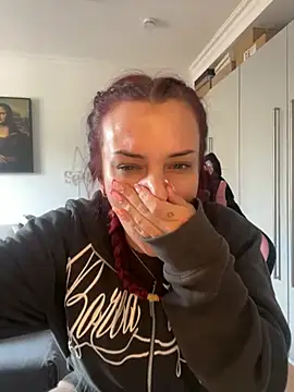 OliviaaFischer online show from February 28, 2026, 9:54 am