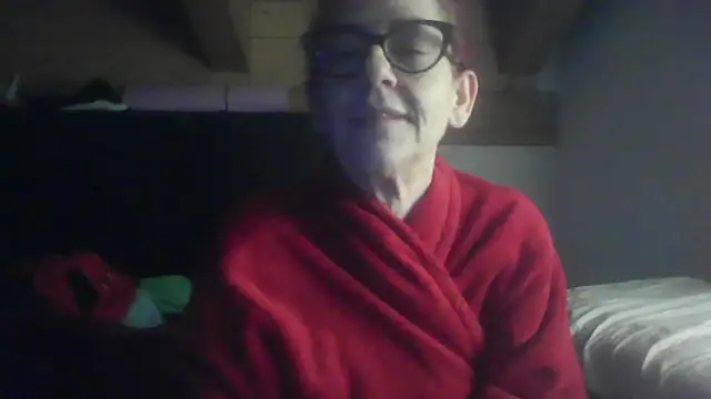 Snapshot of klarissabloum chatting on February 20, 2026, 7:10 am klarissabloum online show from February 20, 2026, 7:10 am