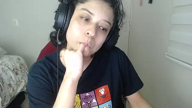 miss carmila1 online show from November 8, 2025, 1:17 am