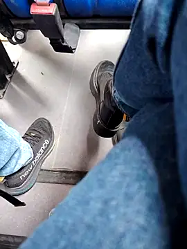 miss carmila1 online show from April 2, 2026, 5:10 pm