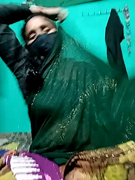 Cute payalji online show from October 26, 2025, 3:18 pm