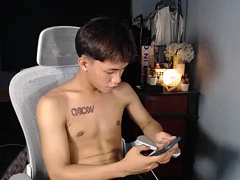 naughtyboyloy 0 online show from February 21, 2026, 5:25 pm