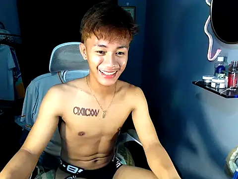 Snapshot of naughtyboyloy_0 chatting on May 24, 2026, 5:07 pm naughtyboyloy 0 online show from May 24, 2026, 5:07 pm