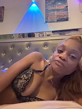 Angelbunnyy online show from February 2, 2026, 2:49 pm