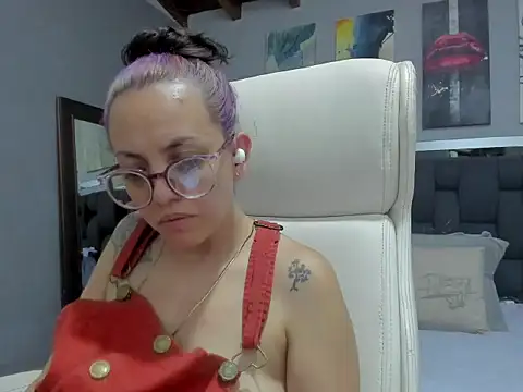 dalila macherano1 online show from September 14, 2025, 5:28 am