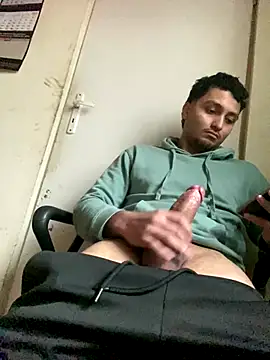 Casiel320 online show from November 30, 2025, 1:26 pm