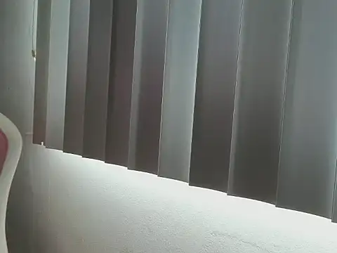 Snapshot of Crystal_Star_ chatting on November 11, 2025, 2:50 pm Crystal Star online show from November 11, 2025, 2:50 pm