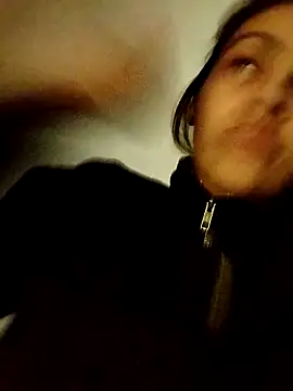 Snapshot of Crystal_Star_ chatting on November 26, 2025, 6:25 am Crystal Star online show from November 26, 2025, 6:25 am