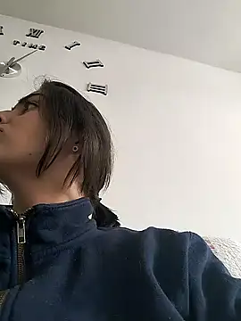 Snapshot of Crystal_Star_ chatting on November 26, 2025, 6:31 pm Crystal Star online show from November 26, 2025, 6:31 pm