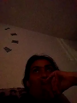 Snapshot of Crystal_Star_ chatting on November 27, 2025, 6:37 am Crystal Star online show from November 27, 2025, 6:37 am