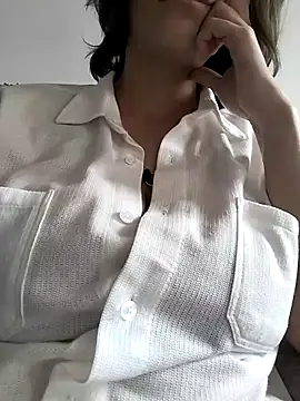 Snapshot of Crystal_Star_ chatting on November 27, 2025, 6:43 pm Crystal Star online show from November 27, 2025, 6:43 pm