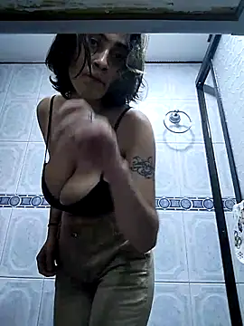 Snapshot of Crystal_Star_ chatting on November 30, 2025, 1:53 am Crystal Star online show from November 30, 2025, 1:53 am