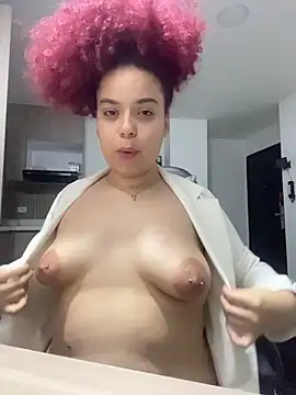 Enyagleam  online show from February 7, 2026, 2:37 am